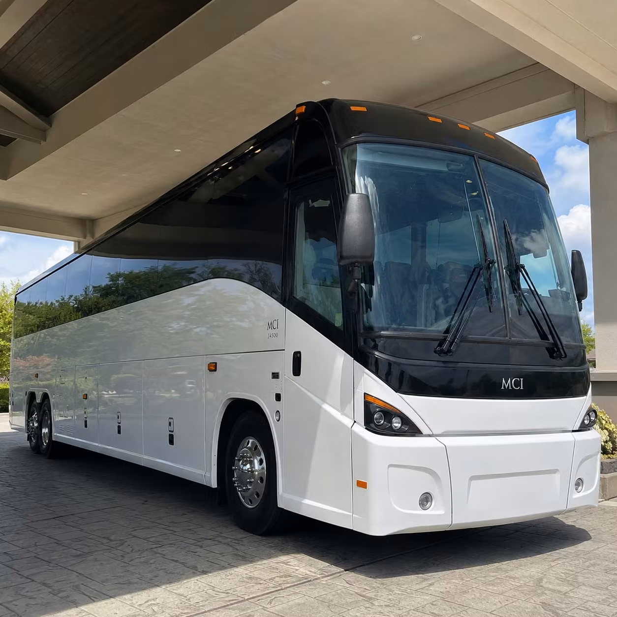 get a custom league city commuter shuttle route built around your workforce