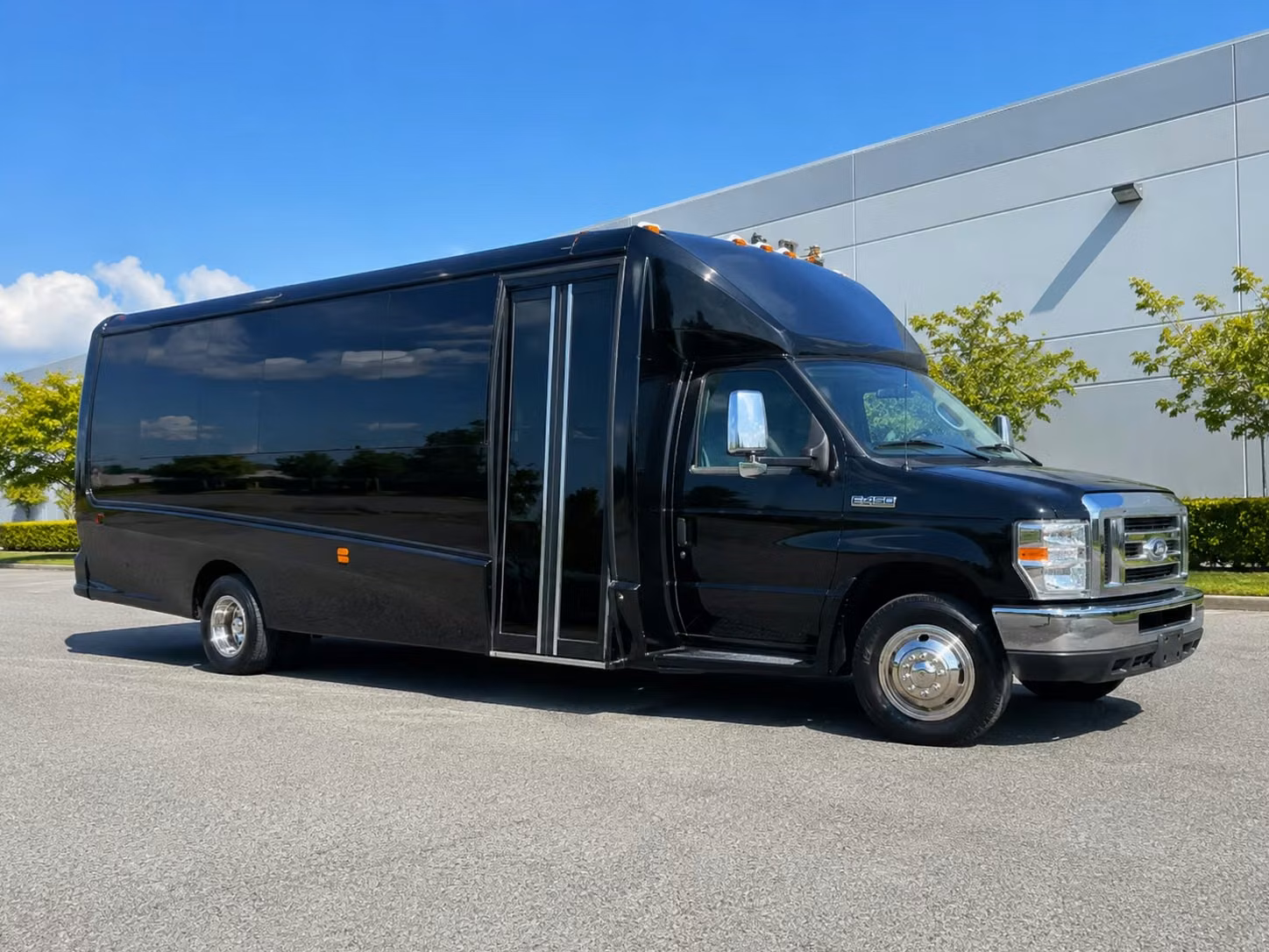 party bus rentals for bachelorette parties and birthday celebrations in league city